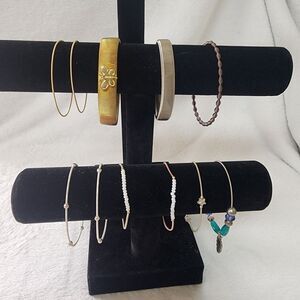 J367 Bulk Bundle of 11 Slinky Metal Bracelets